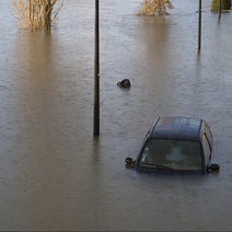 voiture immergée suite à une innondation