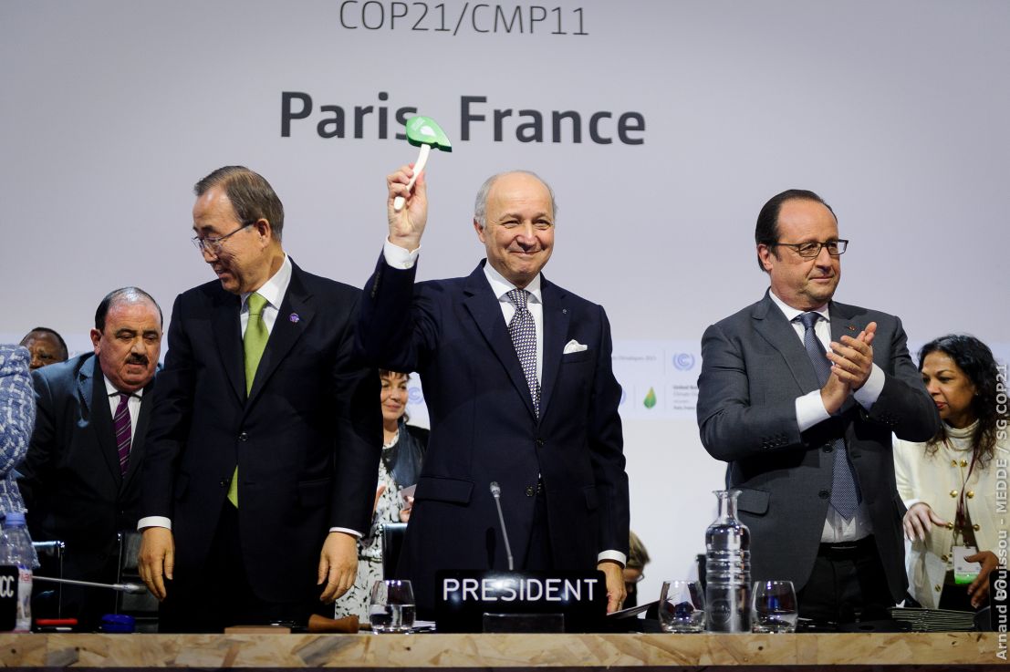 Crédit ci-après