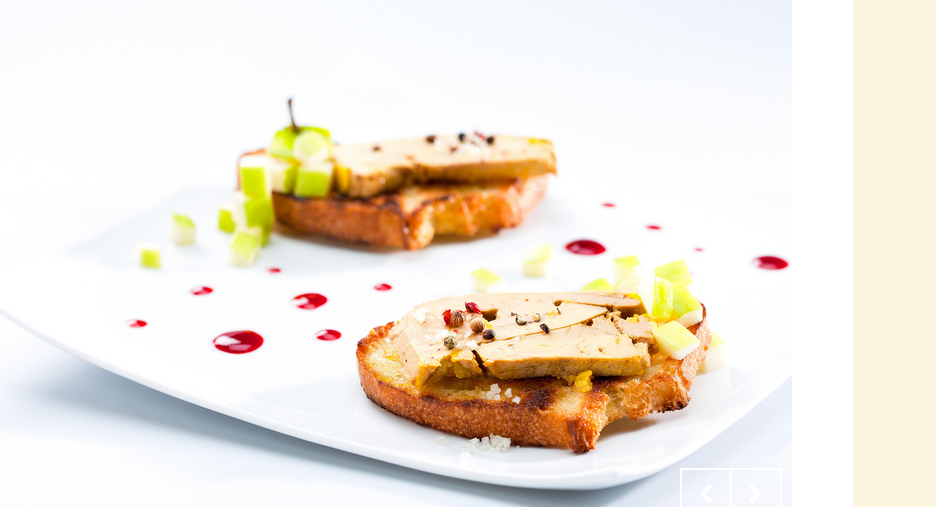 assiette présentant des tartines de foie gras