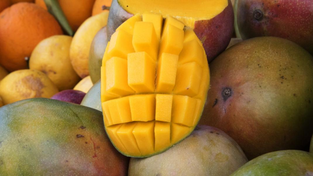 La mangue d'outre-mer : un fruit gorgé de soleil  Ministère de  l'Agriculture et de la Souveraineté alimentaire
