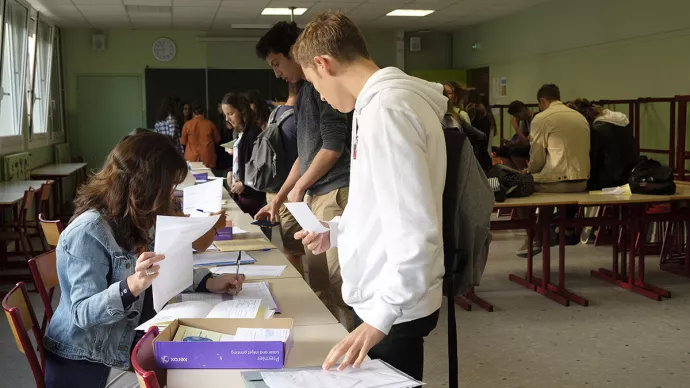 Des élèves dans un lycée agricole