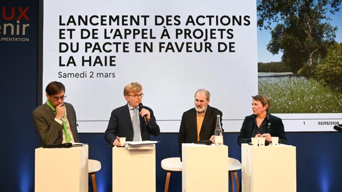 Marc Fesneau présente les 25 actions du Pacte en faveur de la haie et annonce le lancement du premier appel à projets en faveur de la plantation, au SIA2024