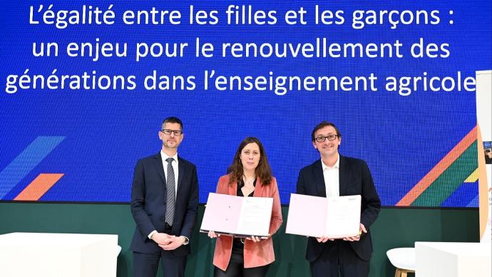 Enseignement agricole : signature de deux conventions pour l’égalité entre les filles et les garçons