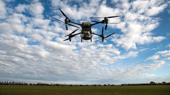 Drone agricole de pulvérisation, voir crédit photo
