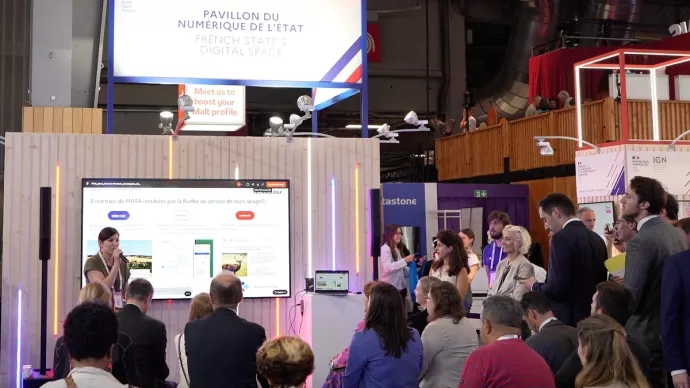Stand du ministère de l'Agriculture et de la Souveraineté alimentaire à VivaTech 2025.