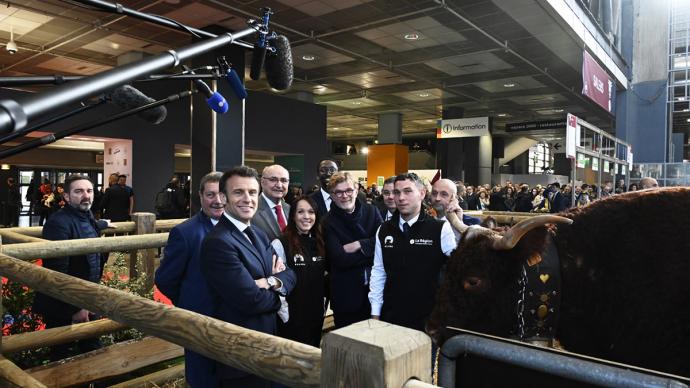Emmanuel Macron inaugure le Salon international de l'agriculture 2023