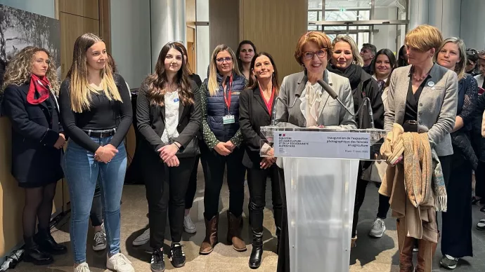 La ministre Annie Genvard a inauguré l'exposition "Femmes en agriculture" le mardi 11 mars 2025 au ministère.