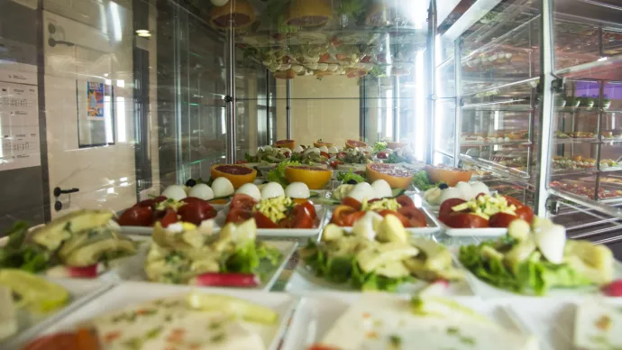 Vitrine des entrées en self service